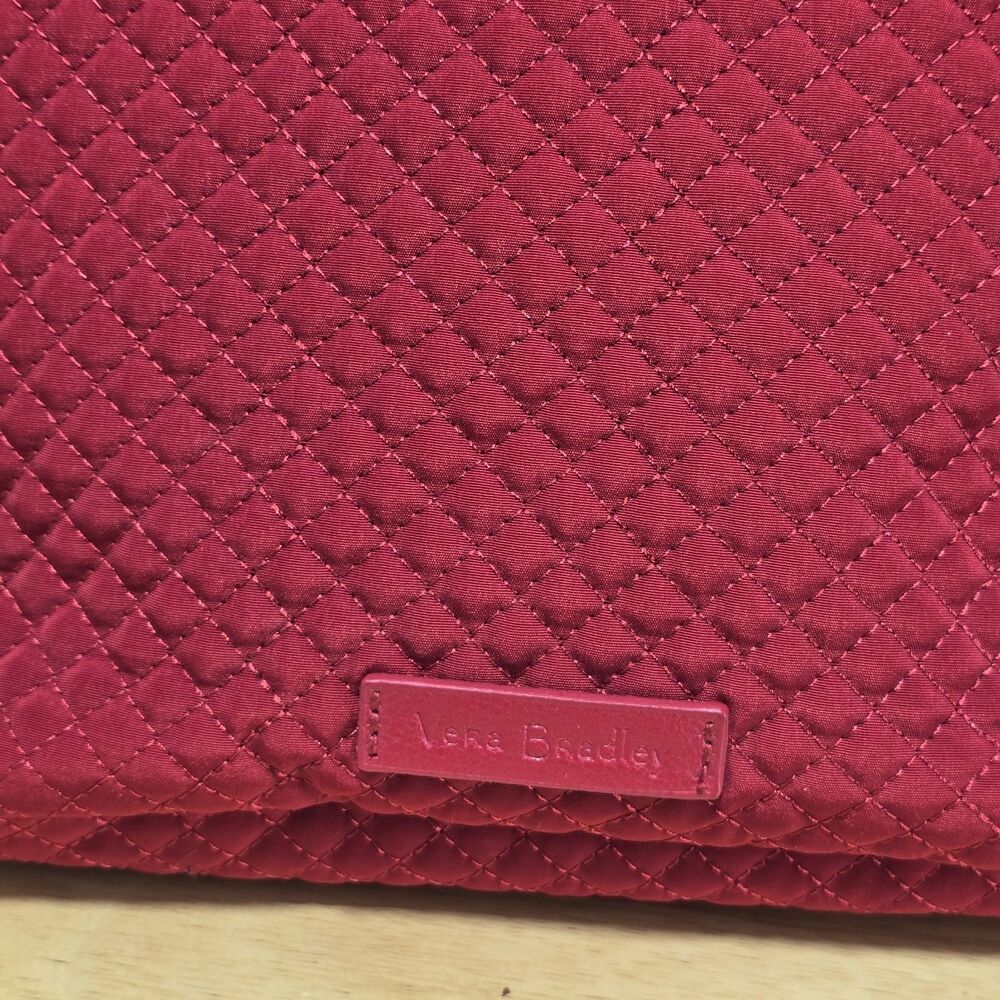 Vera Bradley Hobo Shoulder Bag Purse‎  True Red Quilted Side Pocket 14x12x6 - Picture 2 of 5